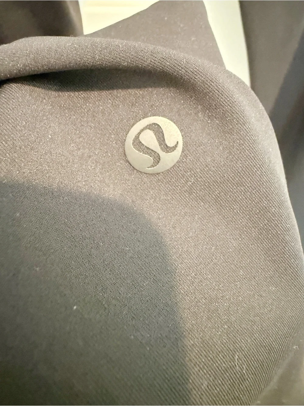 LULULEMON On The Fly Pants in Black size 10 Tall Drawstring Ankle Athleisure